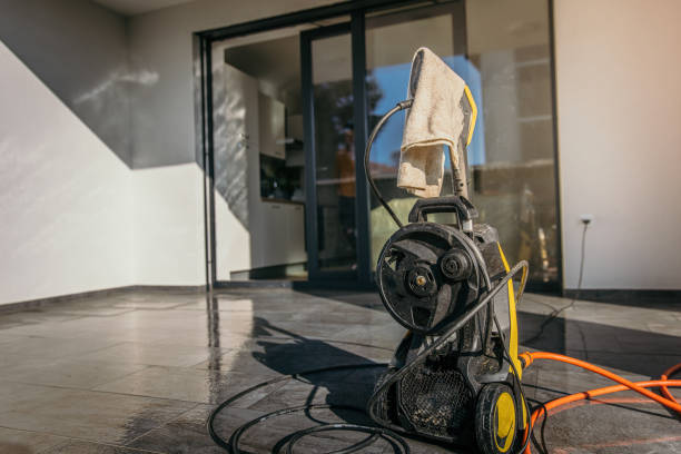 Best Rust Removal  in Myrtletown, CA